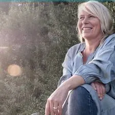 Intuitive Bewusstseins-Massage & Spirituelles Coaching | Silke Wenger