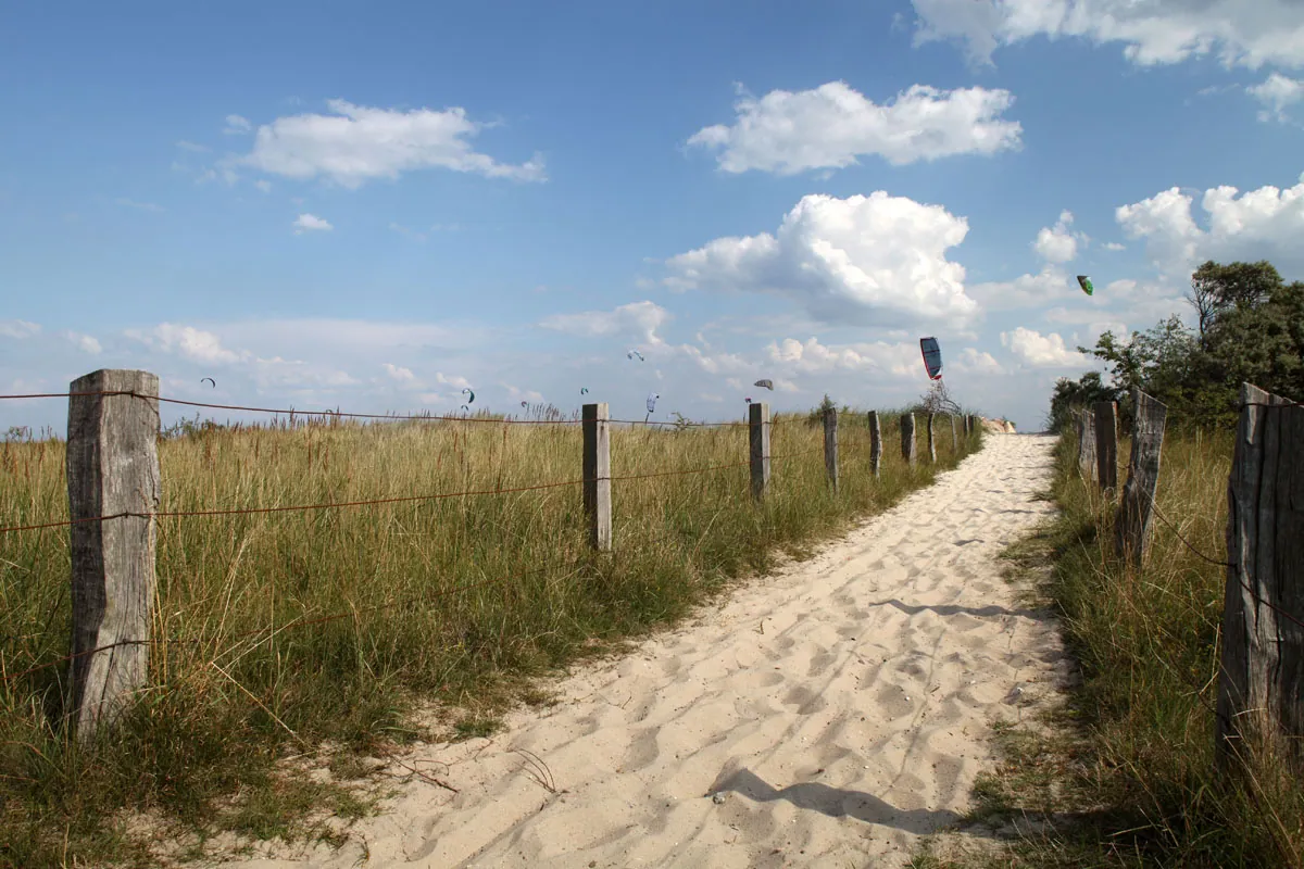Sandweg zum Strand