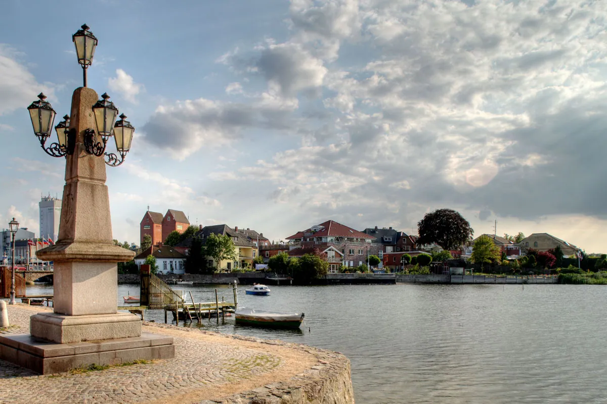 Hafen Neustadt i. H.