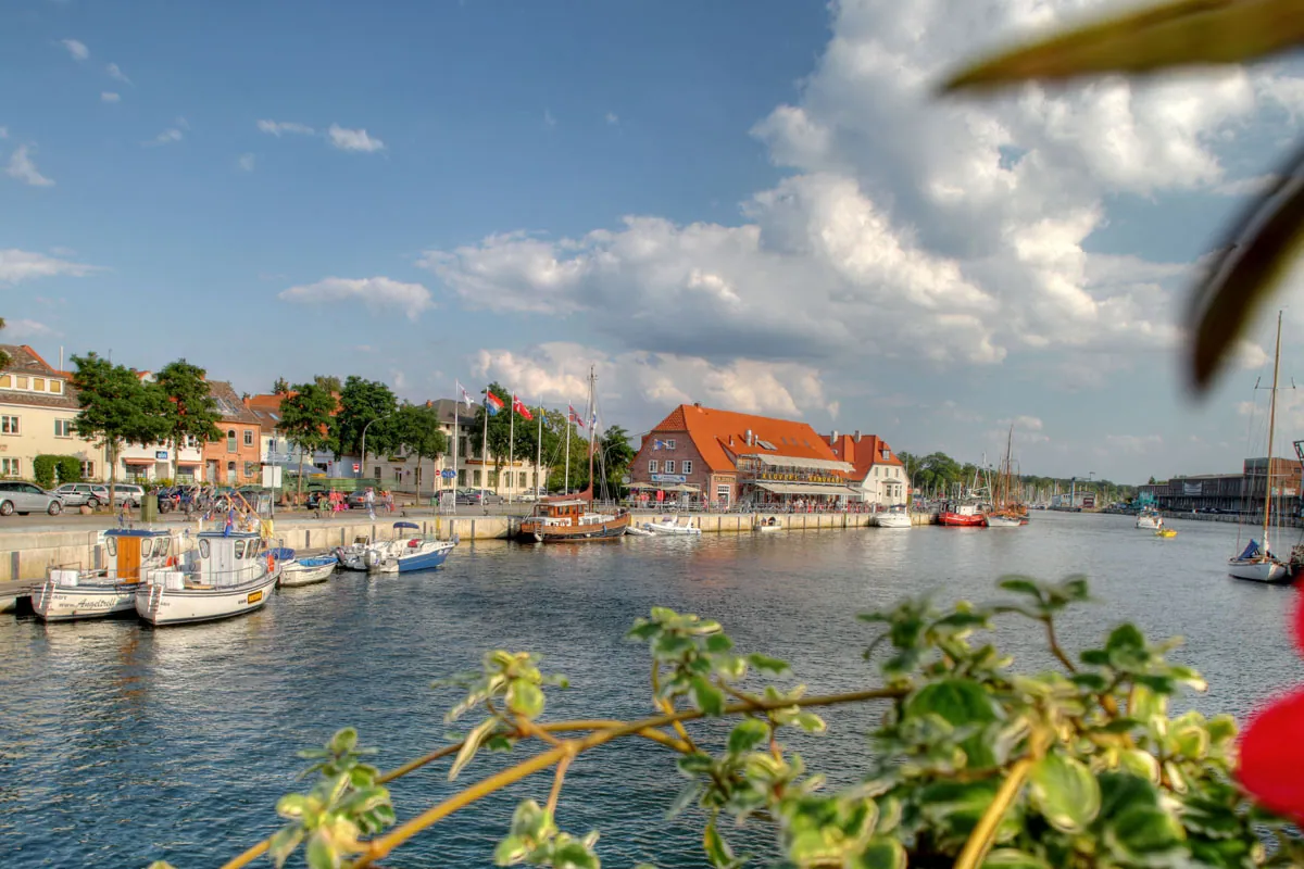 Hafen Neustadt i. H.